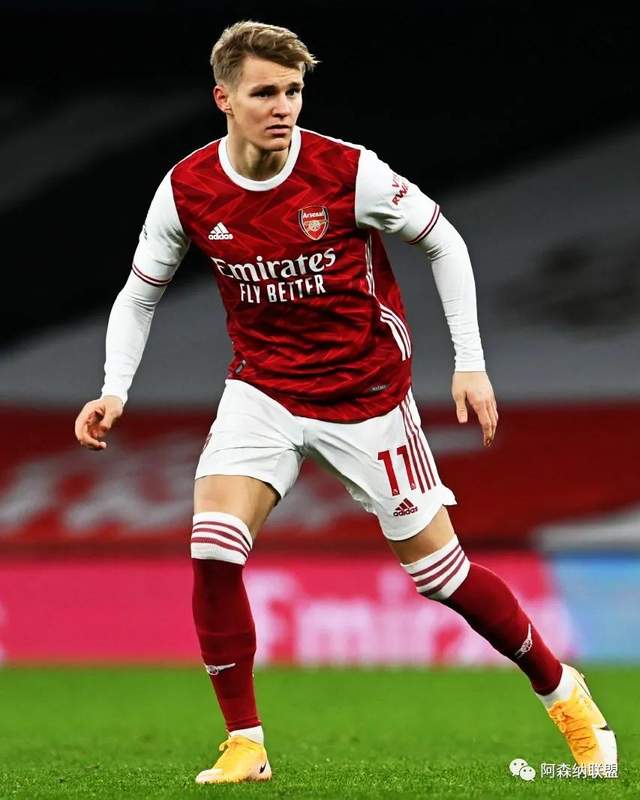 深圳青年人或打造中甲强队？总经理：让子弹飞一会儿（深圳青年军能成中甲劲旅？总经理：且让子弹再飞会儿）