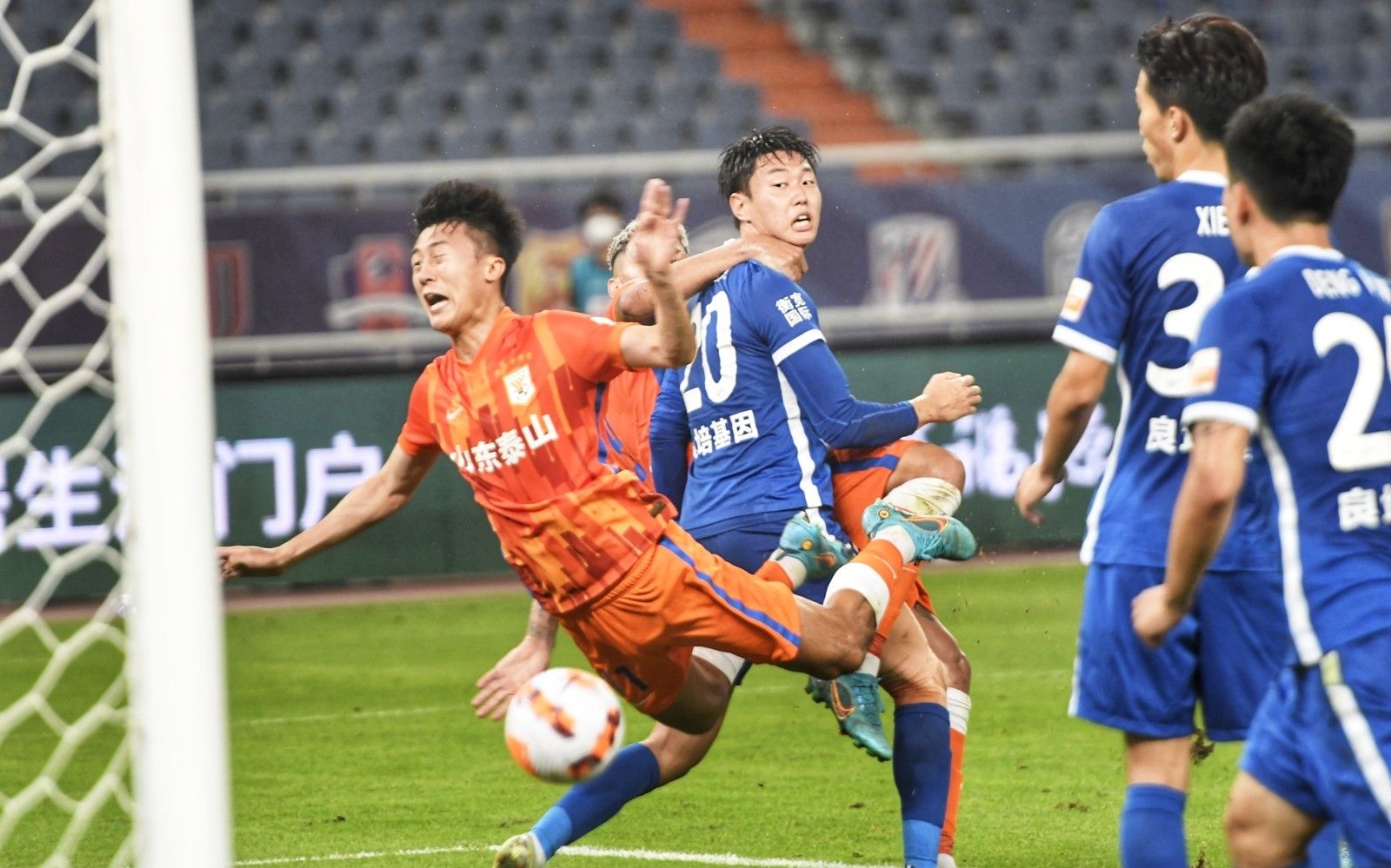 缺席9场后迎来复出！马刺大将卡斯尔表态今天将出战鹈鹕