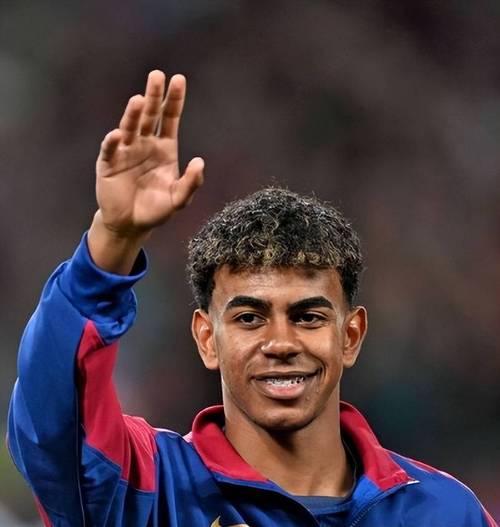 中超土帅强势崛起：16队本土主帅独占八强，山东泰山成最大受益者（中超土帅逆袭：本土教头包揽八强，山东泰山成最大赢家）