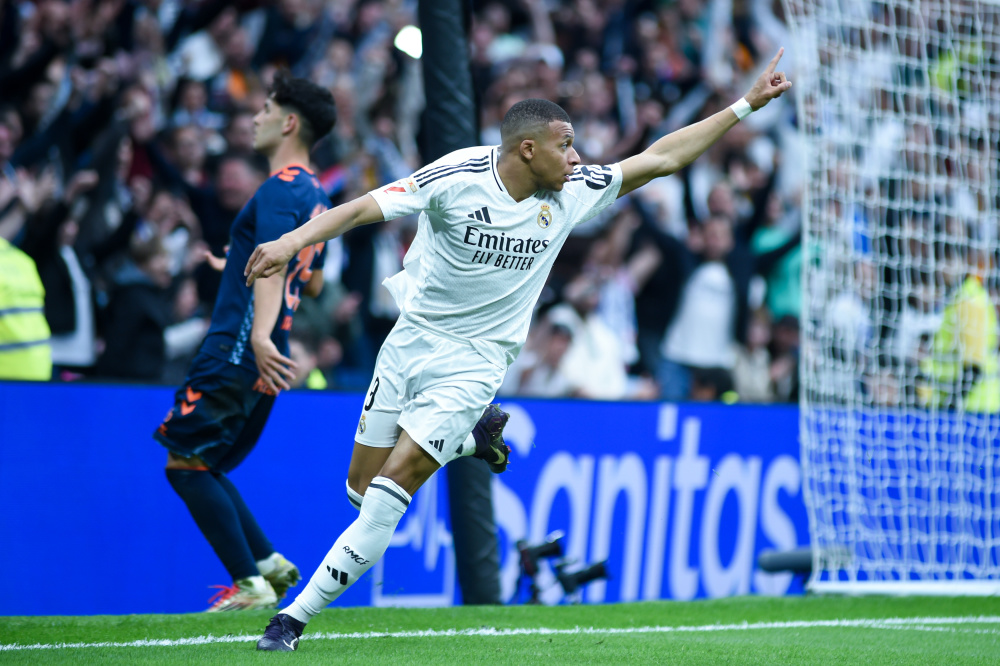 塞尔&阿斯：特瓦斯因泄露巴萨机密被西班牙体育仲裁法庭调查（塞尔与阿斯：因涉嫌泄露巴萨机密，特瓦斯被西班牙体育仲裁法庭调查）