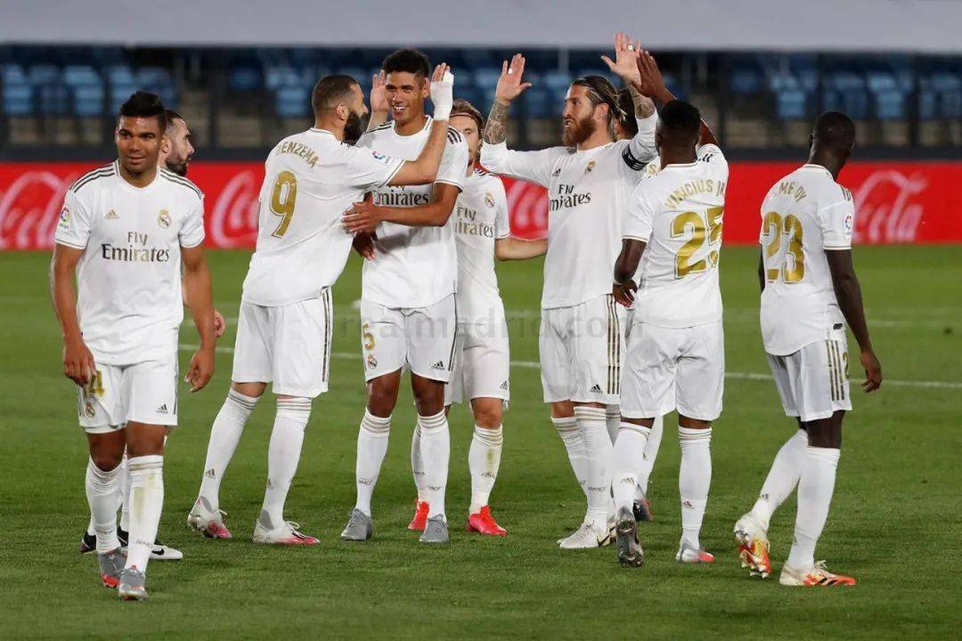 皇家奥维耶多vs奥萨苏纳：龙东、登东克尔首发，布季米尔、劳尔-加西亚出战（皇家奥维耶多对阵奥萨苏纳：龙东、登东克尔先发，布季米尔与劳尔-加西亚出场）