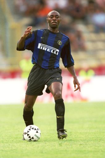 支持儿子，弗格森去看了其儿子达伦执教的彼得堡联的比赛（弗格森现身彼得堡联赛场，力挺执教的儿子达伦）