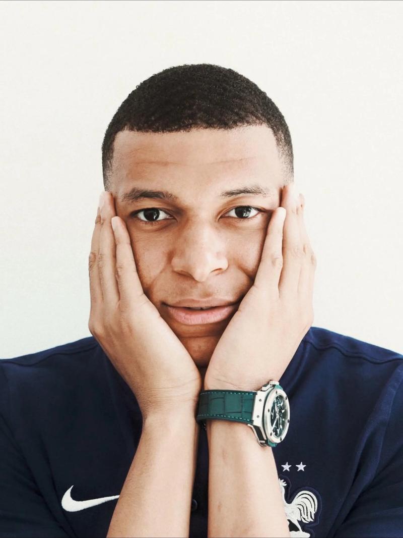 意甲前四名概率预测：国米97%最高，米兰68%，尤文仅37%（意甲前四概率榜：国米97%领跑，米兰68%，尤文仅37%）