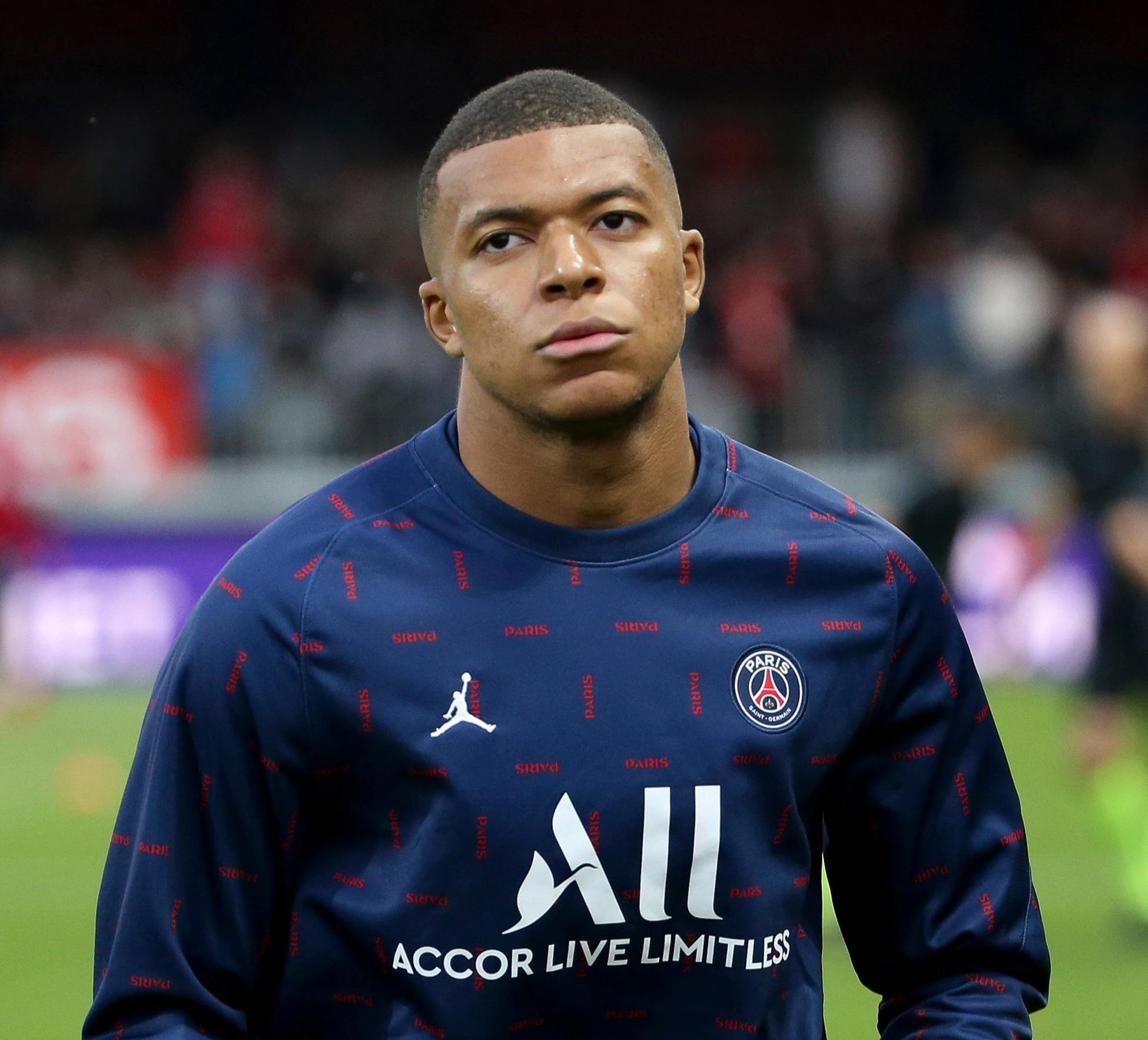 名记：我对塔图姆本赛季回归很有信心，他像个疯子在训练