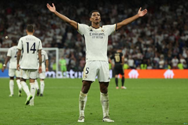 脚后跟破门，莱默尔：进球总是很开心，尤其是那么漂亮的进球（莱默尔脚后跟破门：进球总让人开心，尤其是这么漂亮的一球）