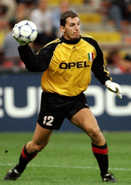 队报及格分评价：奥利塞回到伦敦面对阿森纳的发挥（队报评及格：奥利塞回伦敦对阵阿森纳的表现）