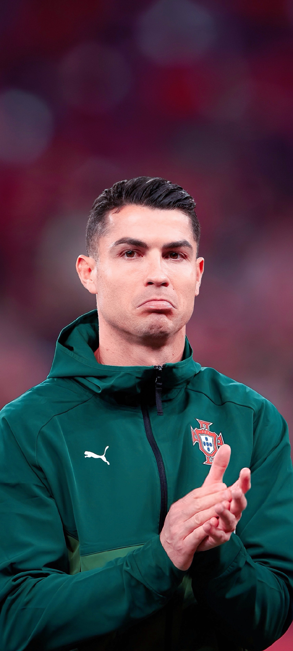 博主：国安明天中午12点40分抵达北京，欢迎球迷接机（国安明日中午12：40抵京，欢迎球迷前往机场迎接）